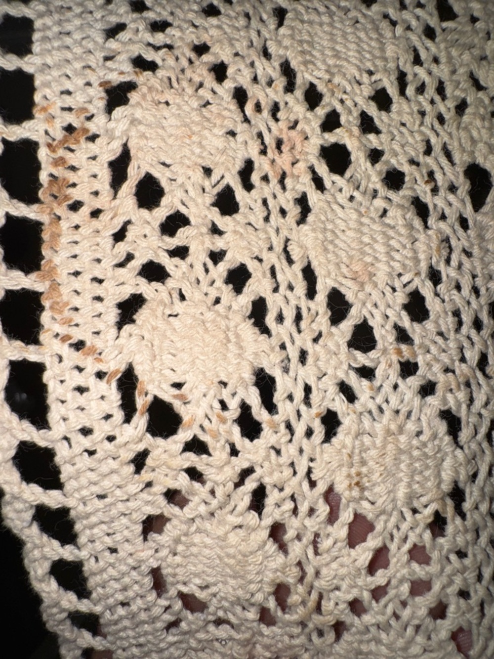 Hobby Lobby Cream Crochet Scalloped Edge Table Runner 12" x 54" - Picture 6 of 6